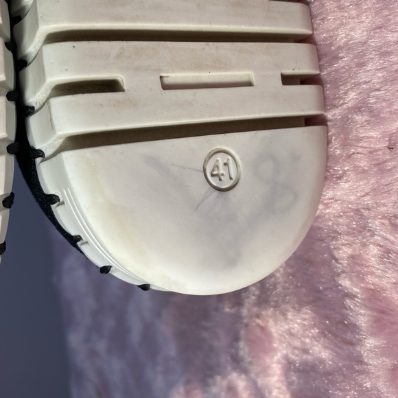 Lucy Black Slip On by Eric Michaels - Picture 7 of 9